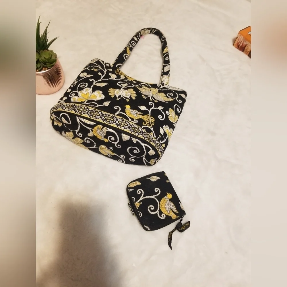 Elegant Black and Yellow Embroidered Women's Bag Set